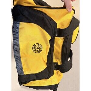 Gold's Gym Yellow & Black Duffel Bag Archery Accessories Sports Gear Travel